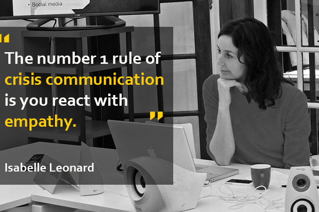 Isabelle Leonard speaking at a Clear Europe course with the quote 